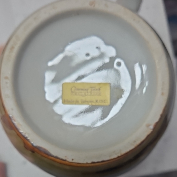 Artisan Cream  PICTURE Crowning Touch Pitcher - Picture 4 of 6